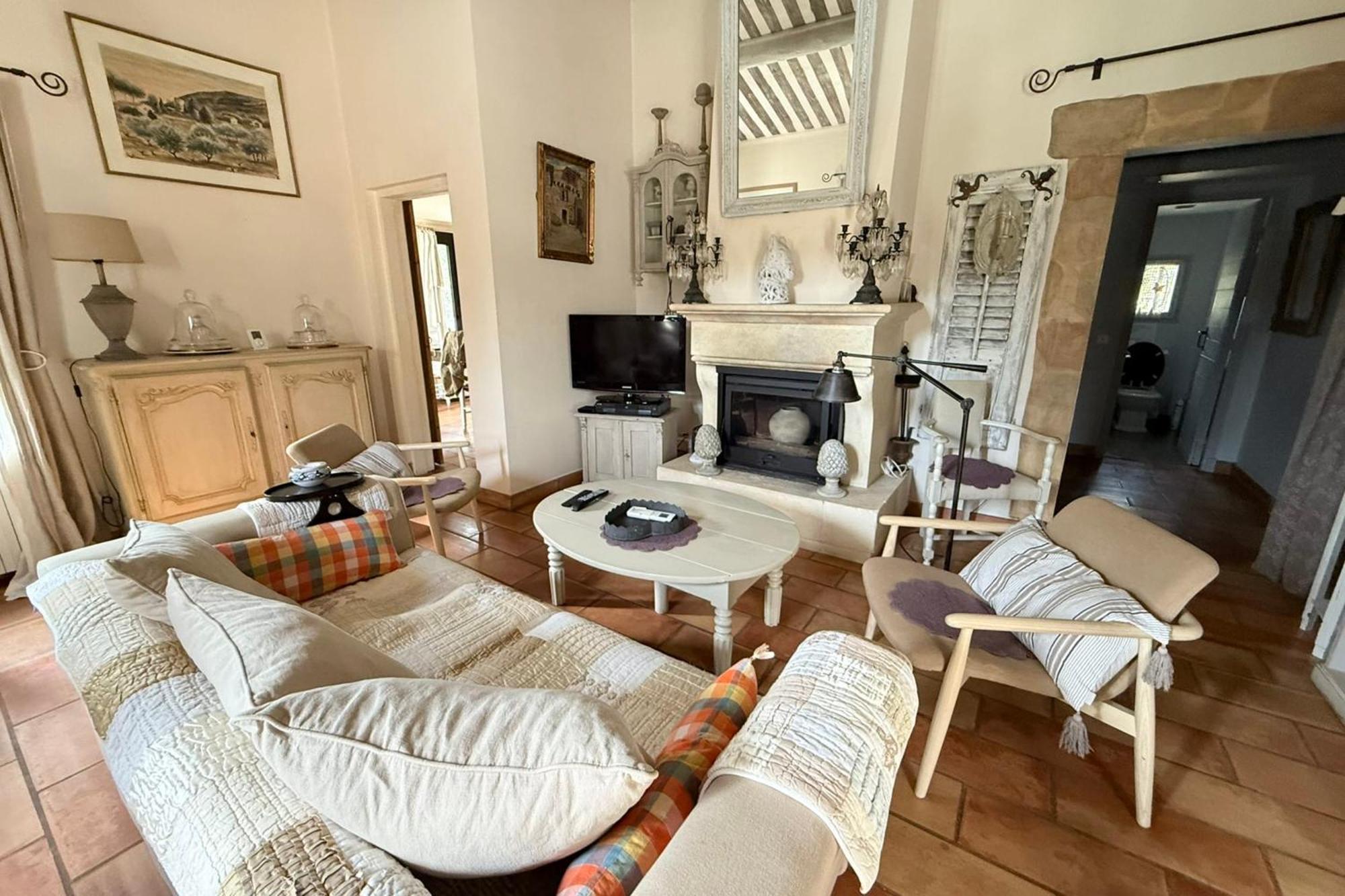 Beautiful Provencal Villa With Pool And Jacuzzi Lacoste  Exterior foto